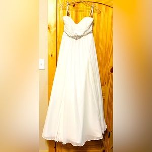 Jasmine Tulle Strapless Wedding Gown